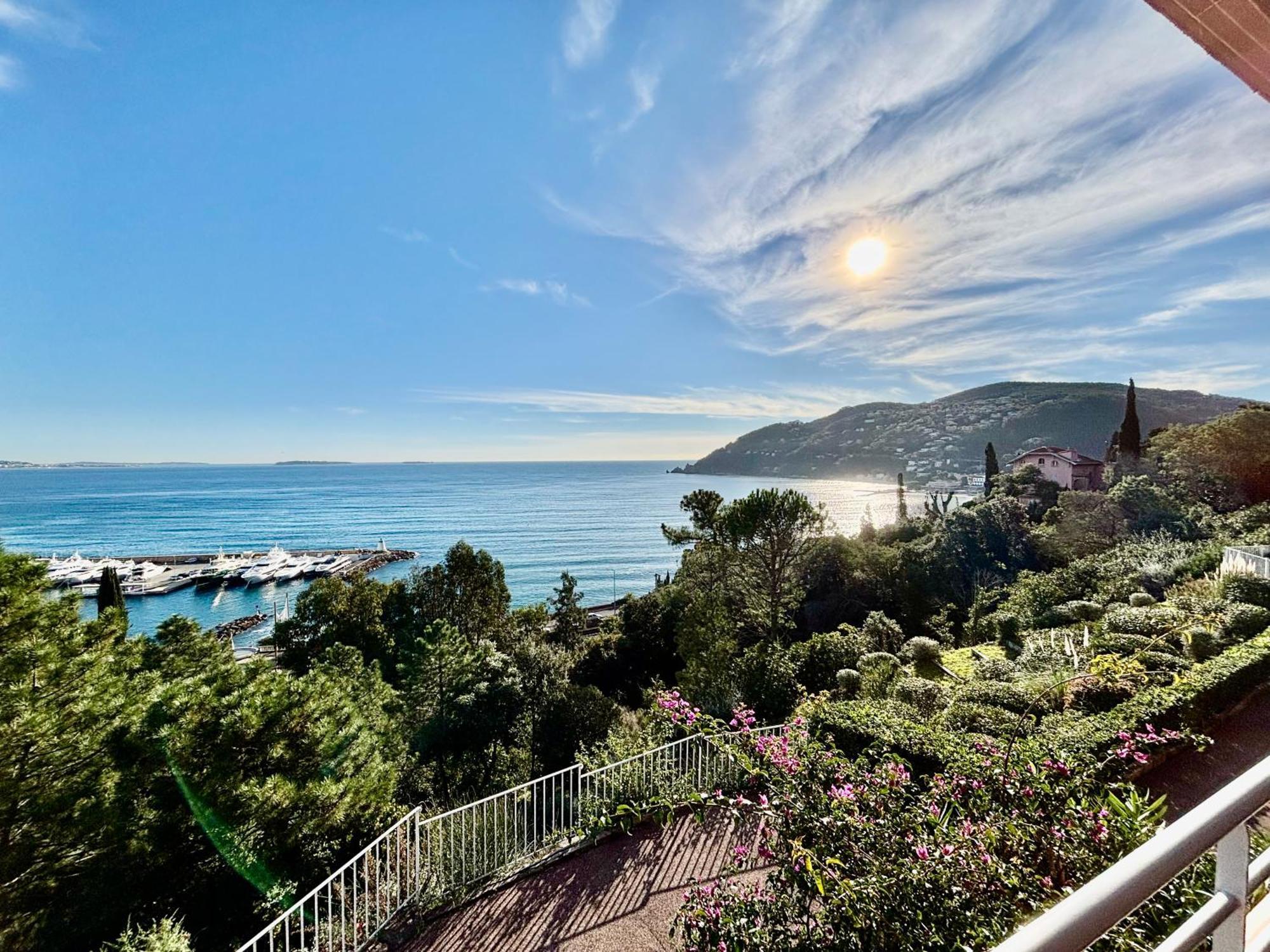 Magnifiques Appartements Vue Mer Panoramique Théoule-sur-Mer Exterior foto